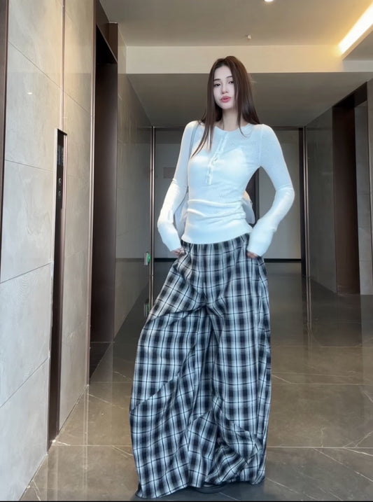 Relaxed Fit Plaid Casual Pants